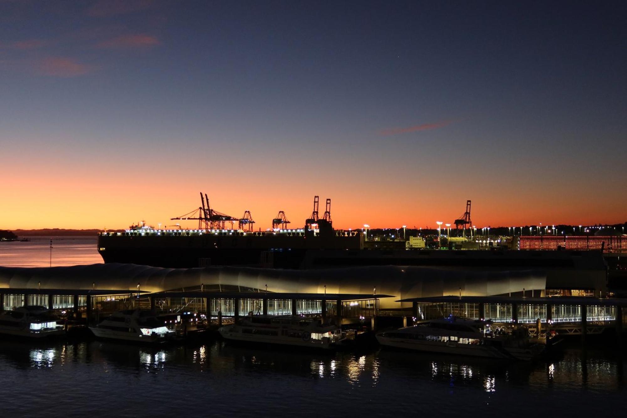 Penthouse Apartment With Stunning Harbour Views オークランド エクステリア 写真