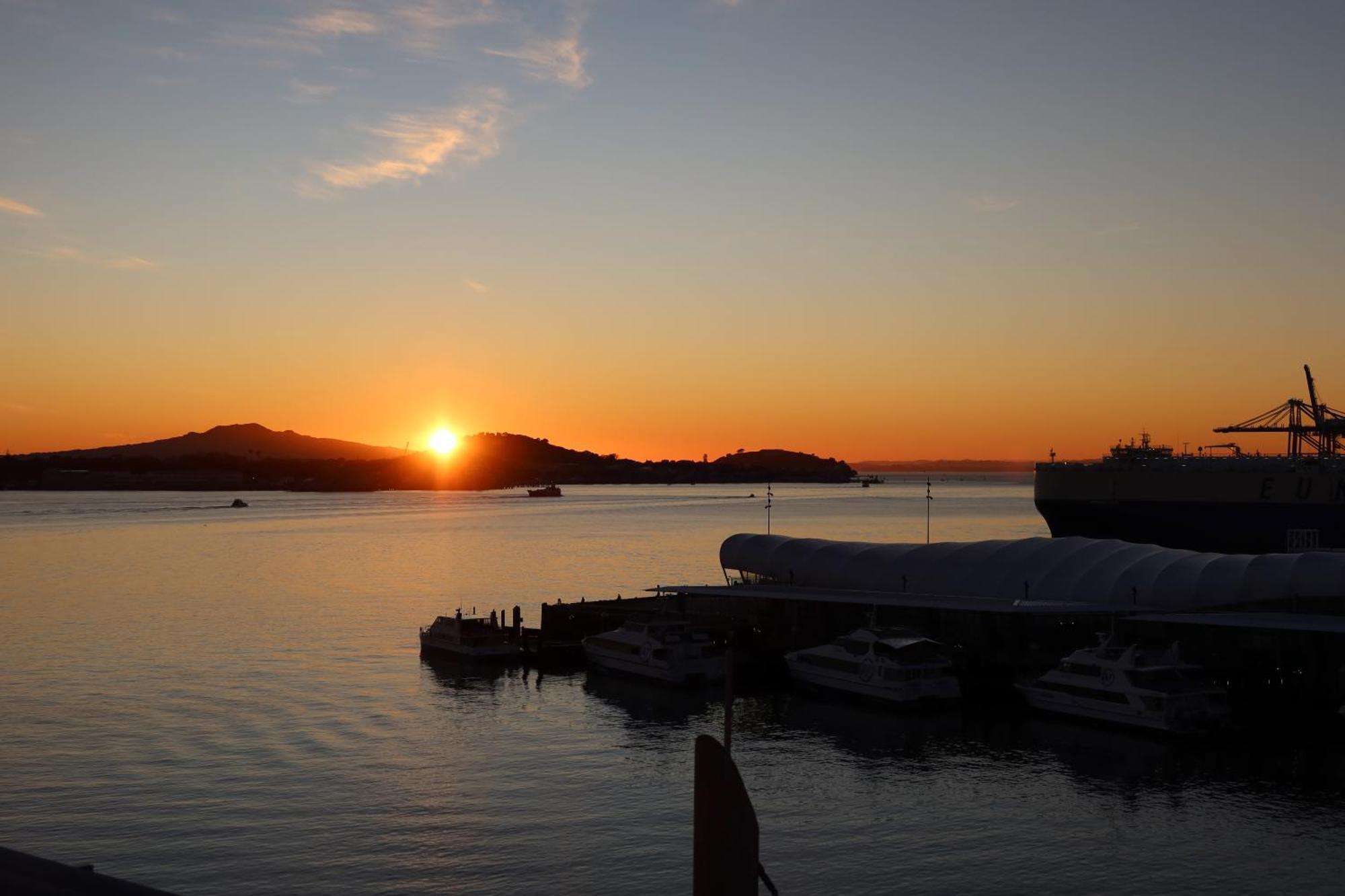 Penthouse Apartment With Stunning Harbour Views オークランド エクステリア 写真
