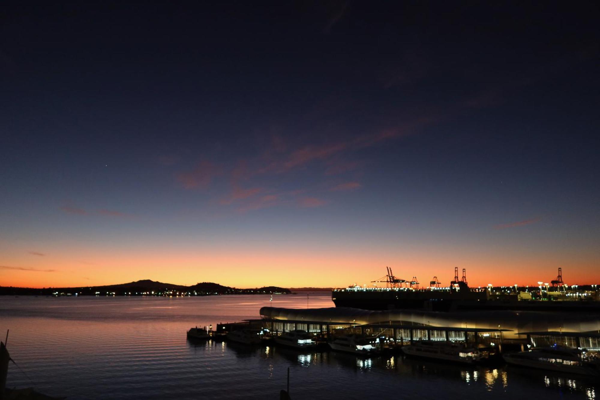 Penthouse Apartment With Stunning Harbour Views オークランド エクステリア 写真