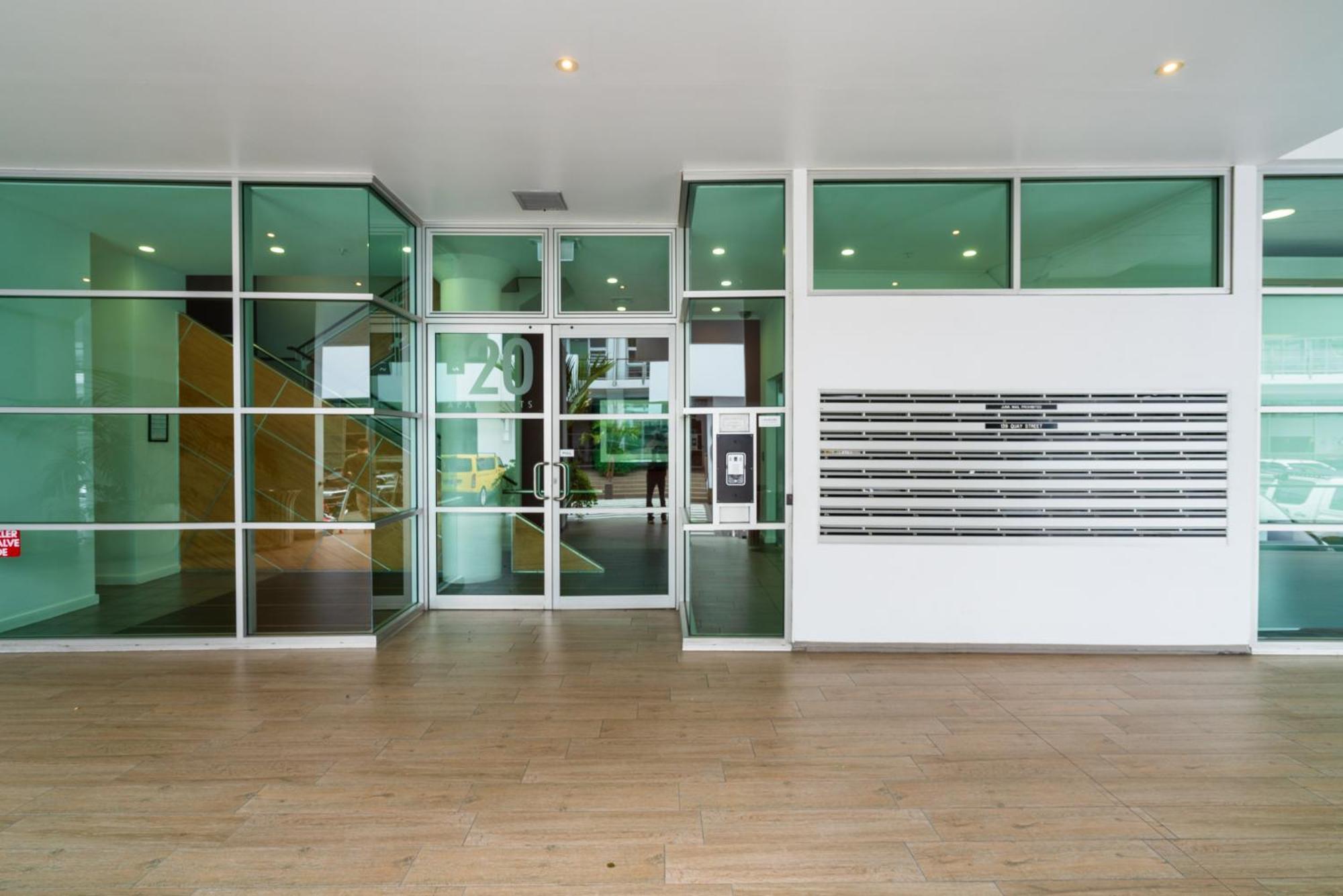 Penthouse Apartment With Stunning Harbour Views オークランド エクステリア 写真
