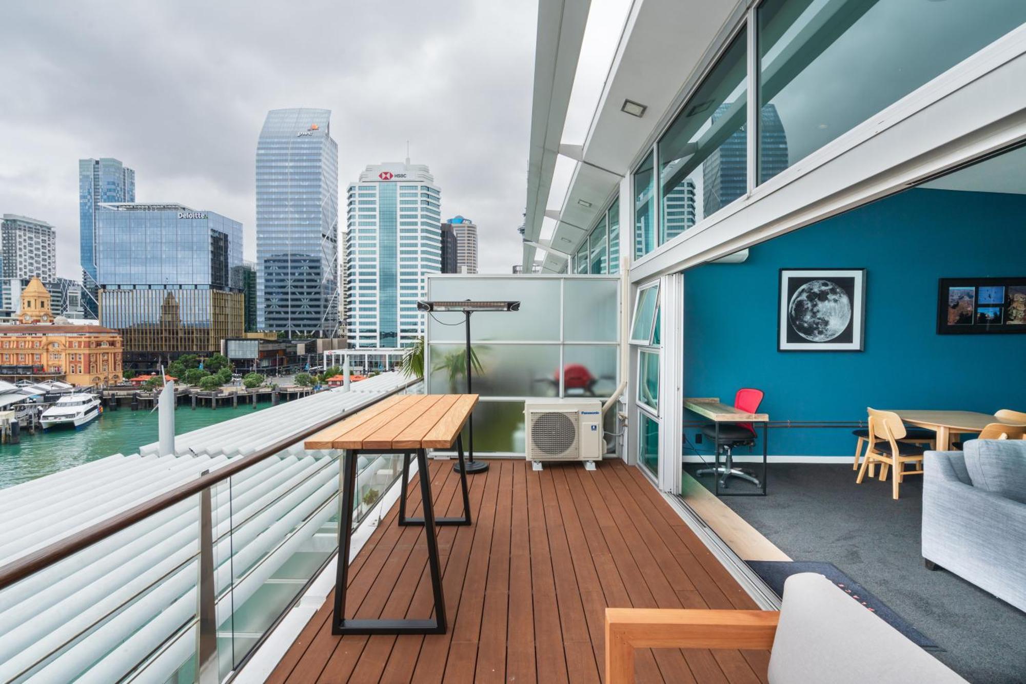 Penthouse Apartment With Stunning Harbour Views オークランド エクステリア 写真